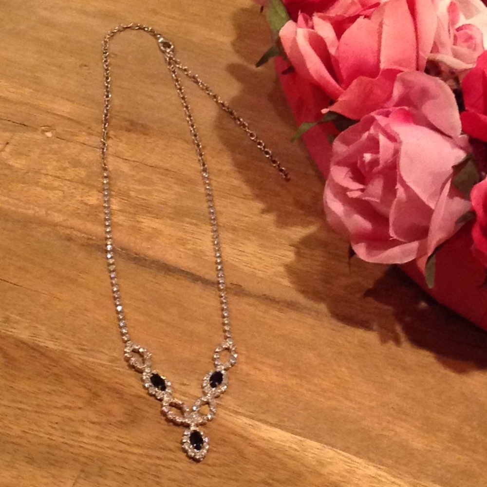 Faux Diamond / Black Stones V-Dipped Necklace.
